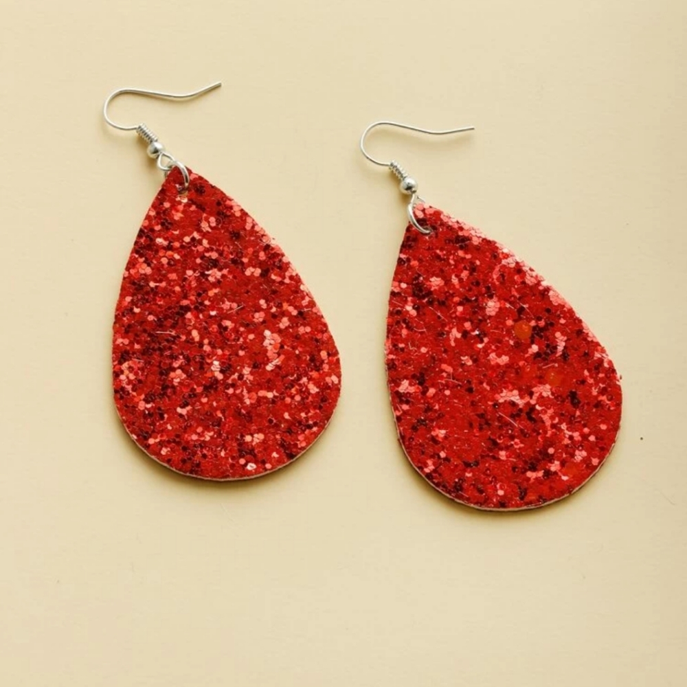 🧁5/$30- Red Glitter drop earrings
